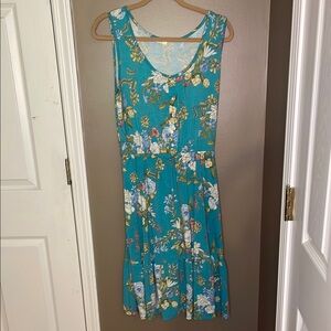 Floral Sleeveless Dress in Blue